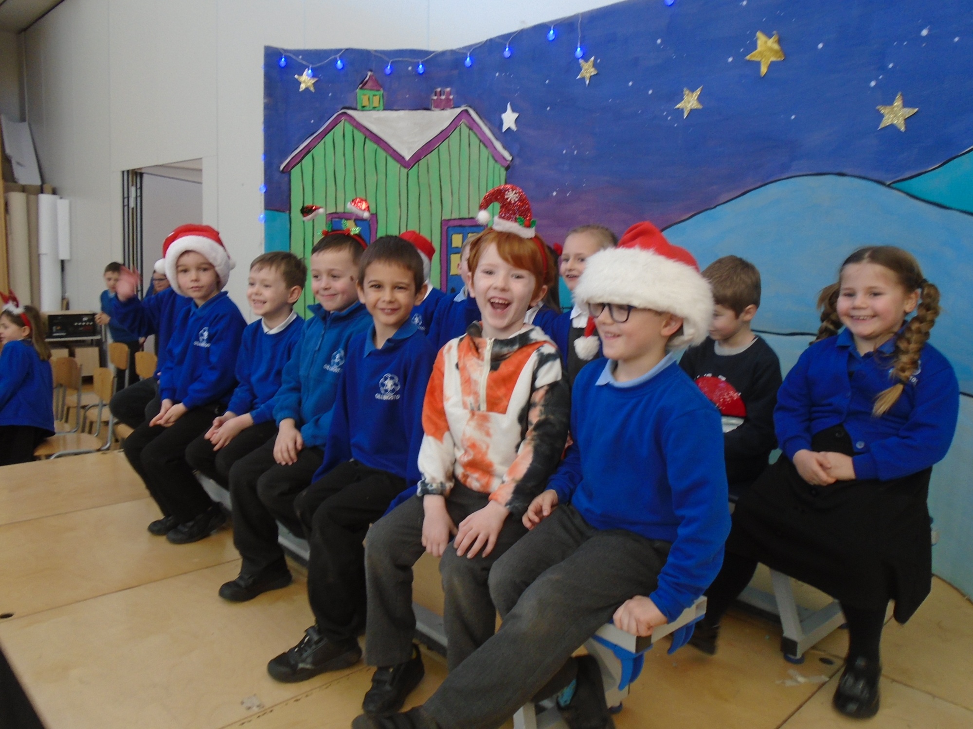 Gillingstool Primary School - News & Events